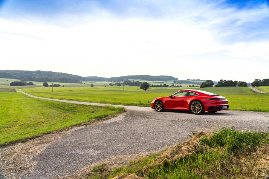  Porsche 911 Carrera (992) 2019 года  (WW) (фото 47 из 148)